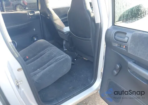 2001 Dodge Dakota Slt/Sport z USA, uszkodzony, nr VIN 1B7GG2AX81S127263